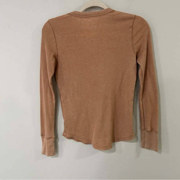 Aerie Tan Half Button Long Sleeve Waffle Knit Henley T-Shirt Top Women’s Small - Picture 5 of 6